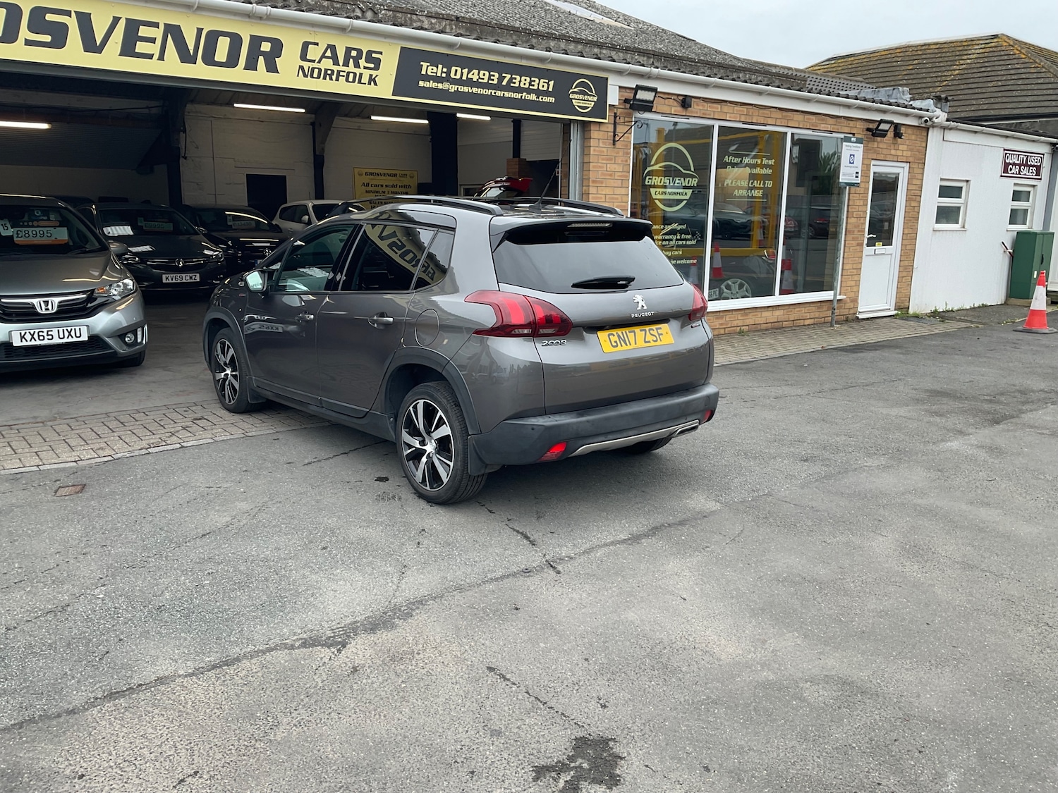 Used Peugeot 2008 2017 for sale - 76281107: Photo 15