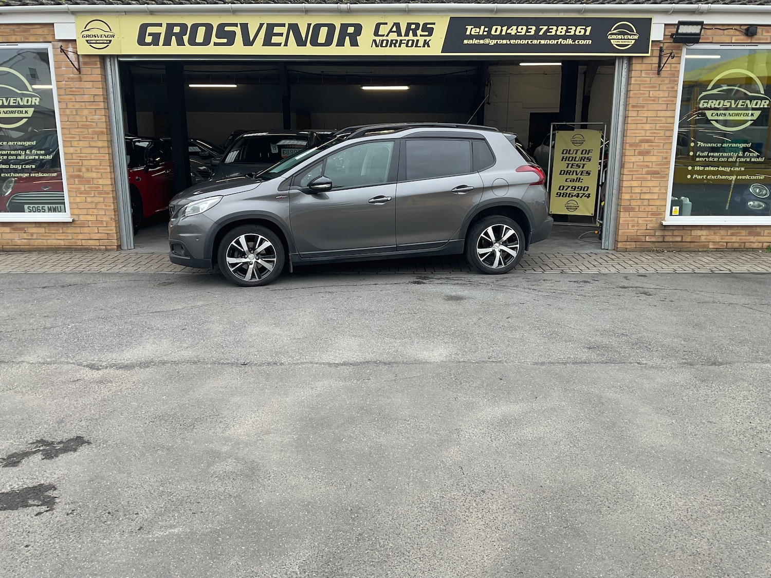 Used Peugeot 2008 2017 for sale - 76281107: Photo 3