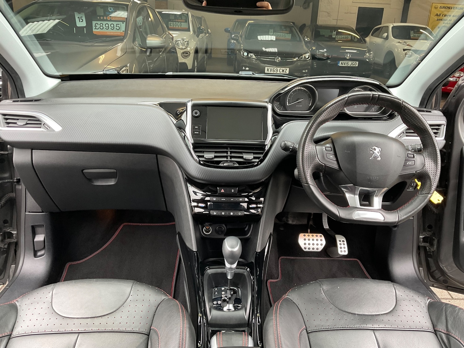 Used Peugeot 2008 2017 for sale - 76281107: Photo 32
