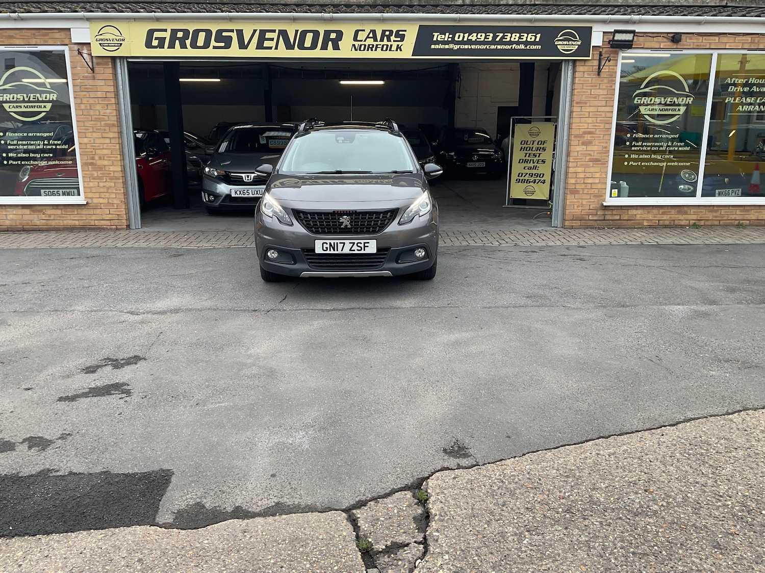 Used Peugeot 2008 2017 for sale - 76281107: Photo 5
