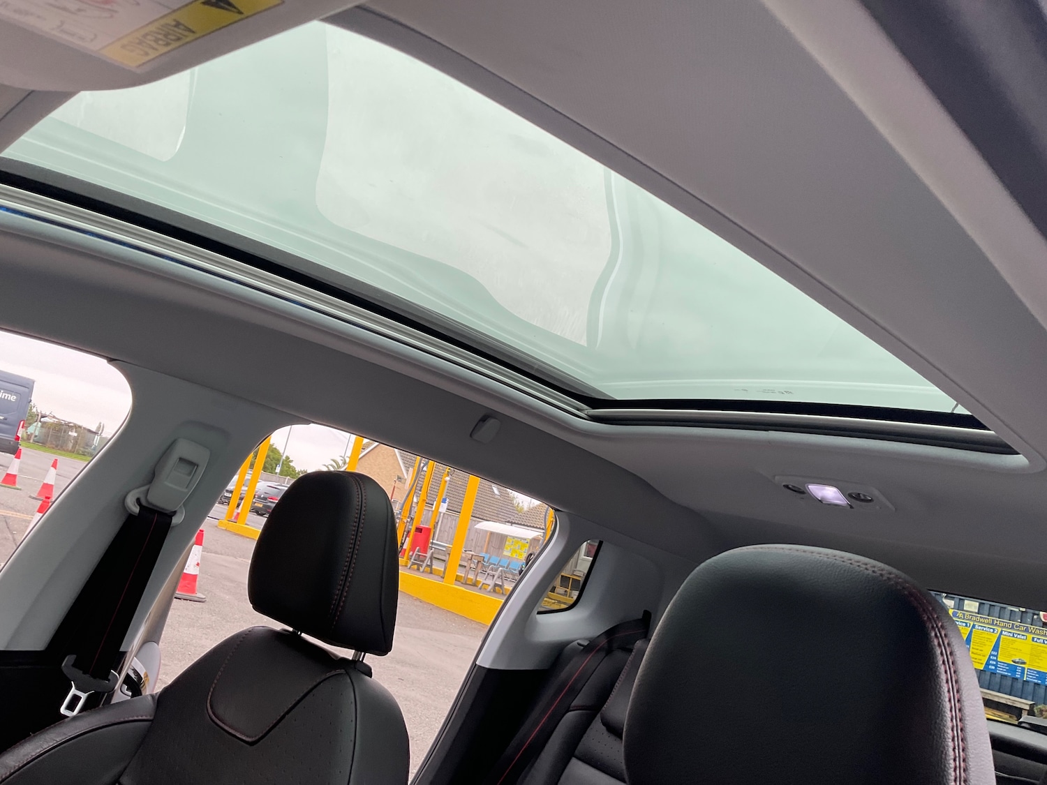 Used Peugeot 2008 2017 for sale - 76281107: Photo 52