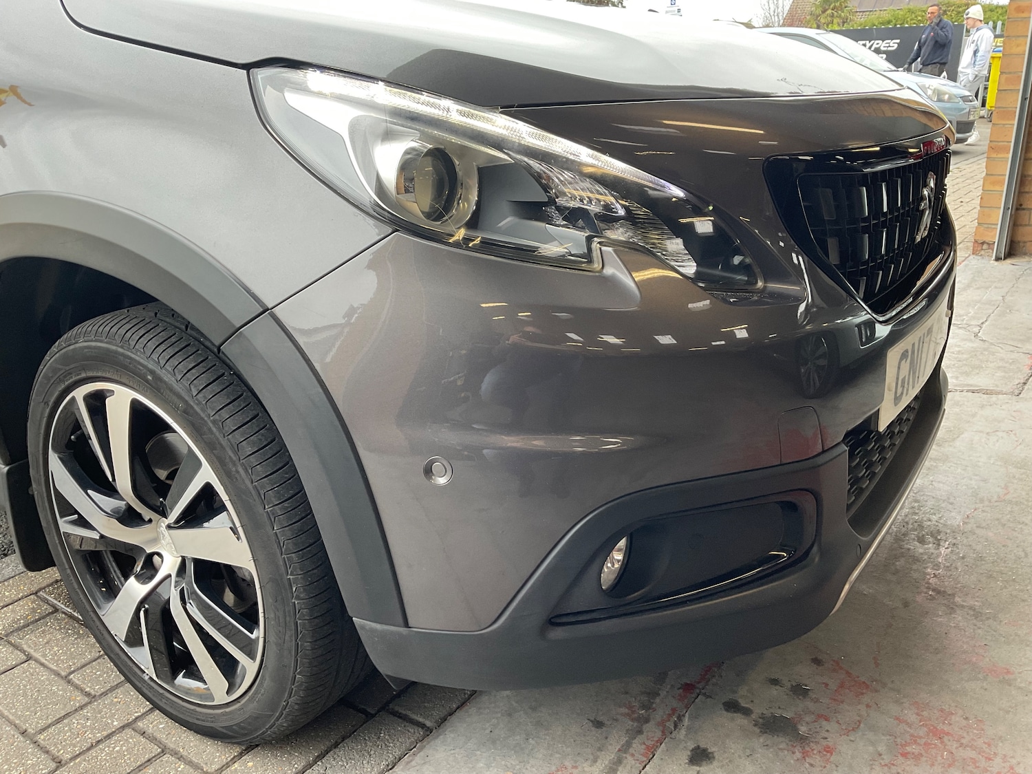 Used Peugeot 2008 2017 for sale - 76281107: Photo 76