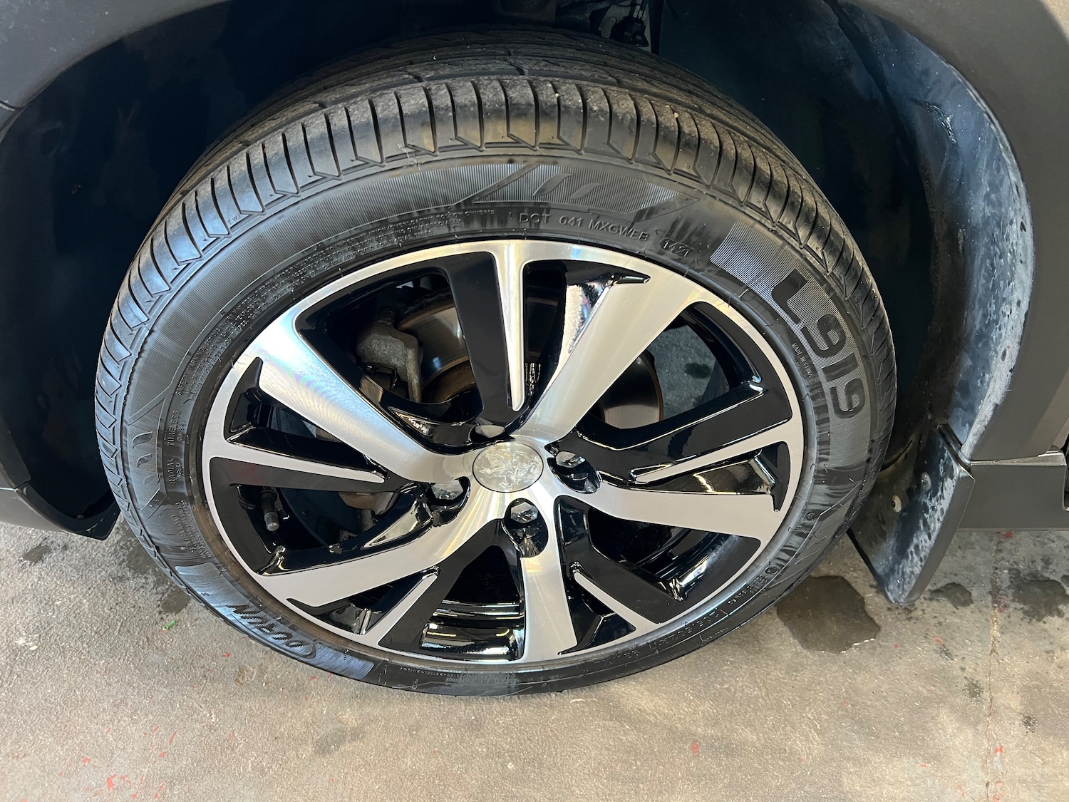 Used Peugeot 2008 2017 for sale - 76281107: Photo 79