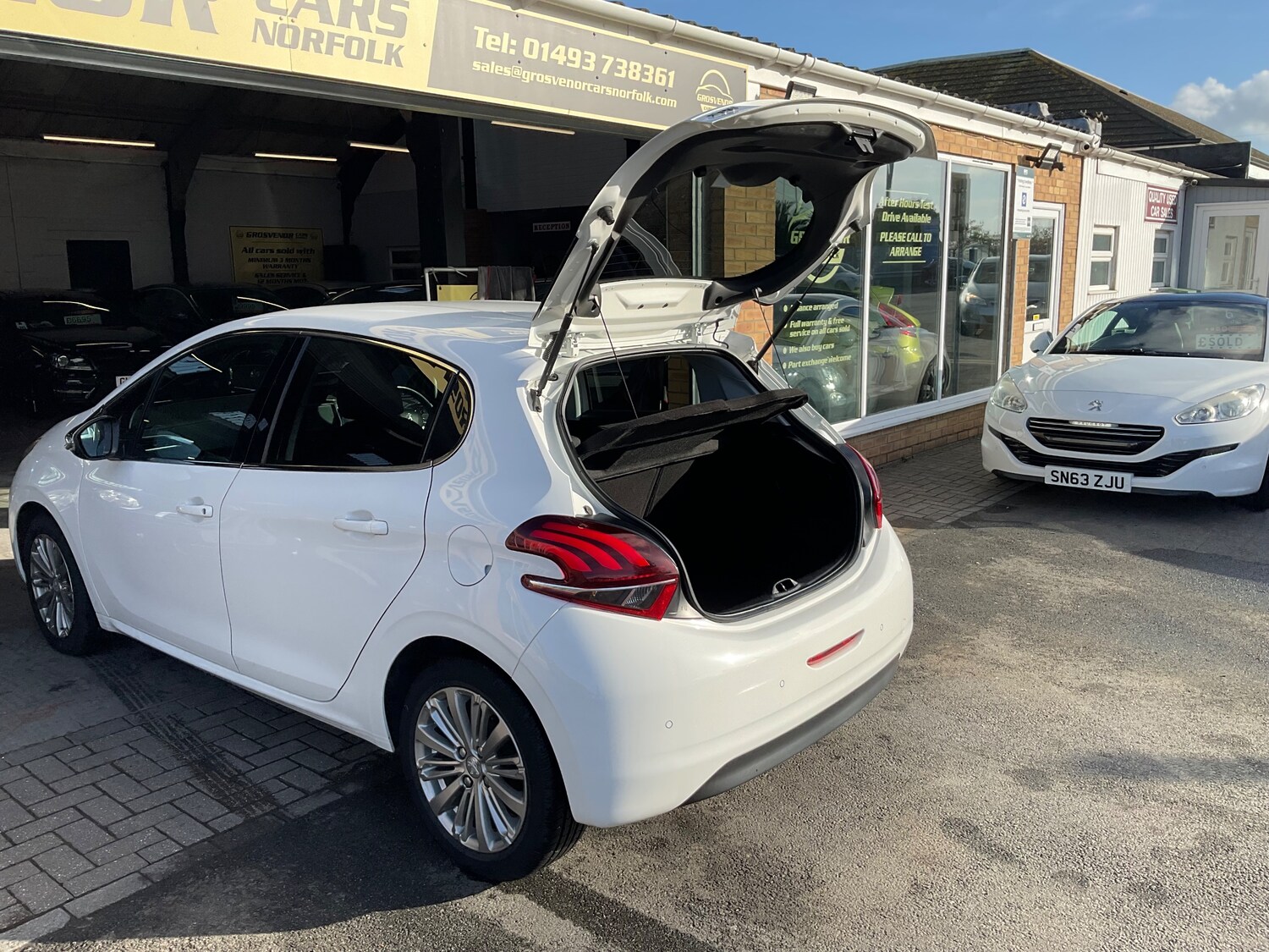 Used Peugeot 208 2016 for sale - 76490914: Photo 18