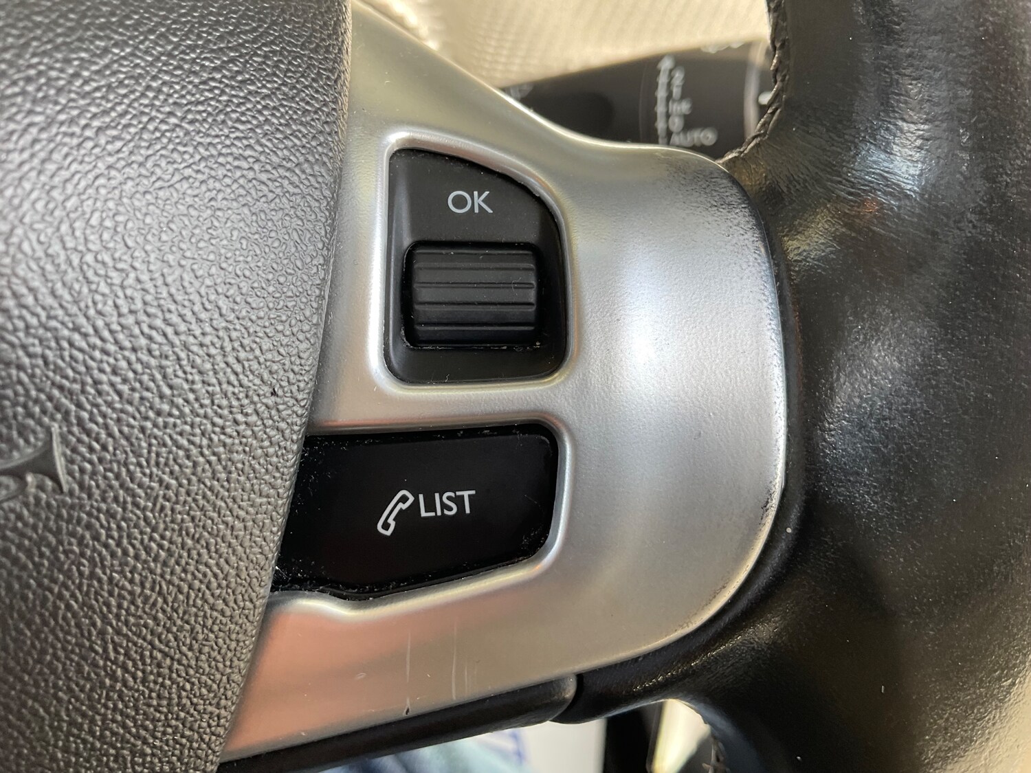 Used Peugeot 208 2016 for sale - 76490914: Photo 41