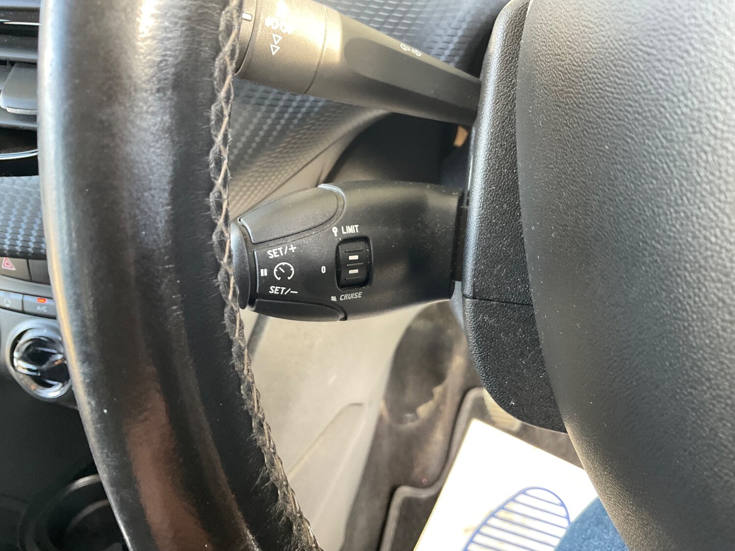 Used Peugeot 208 2016 for sale - 76490914: Photo 42