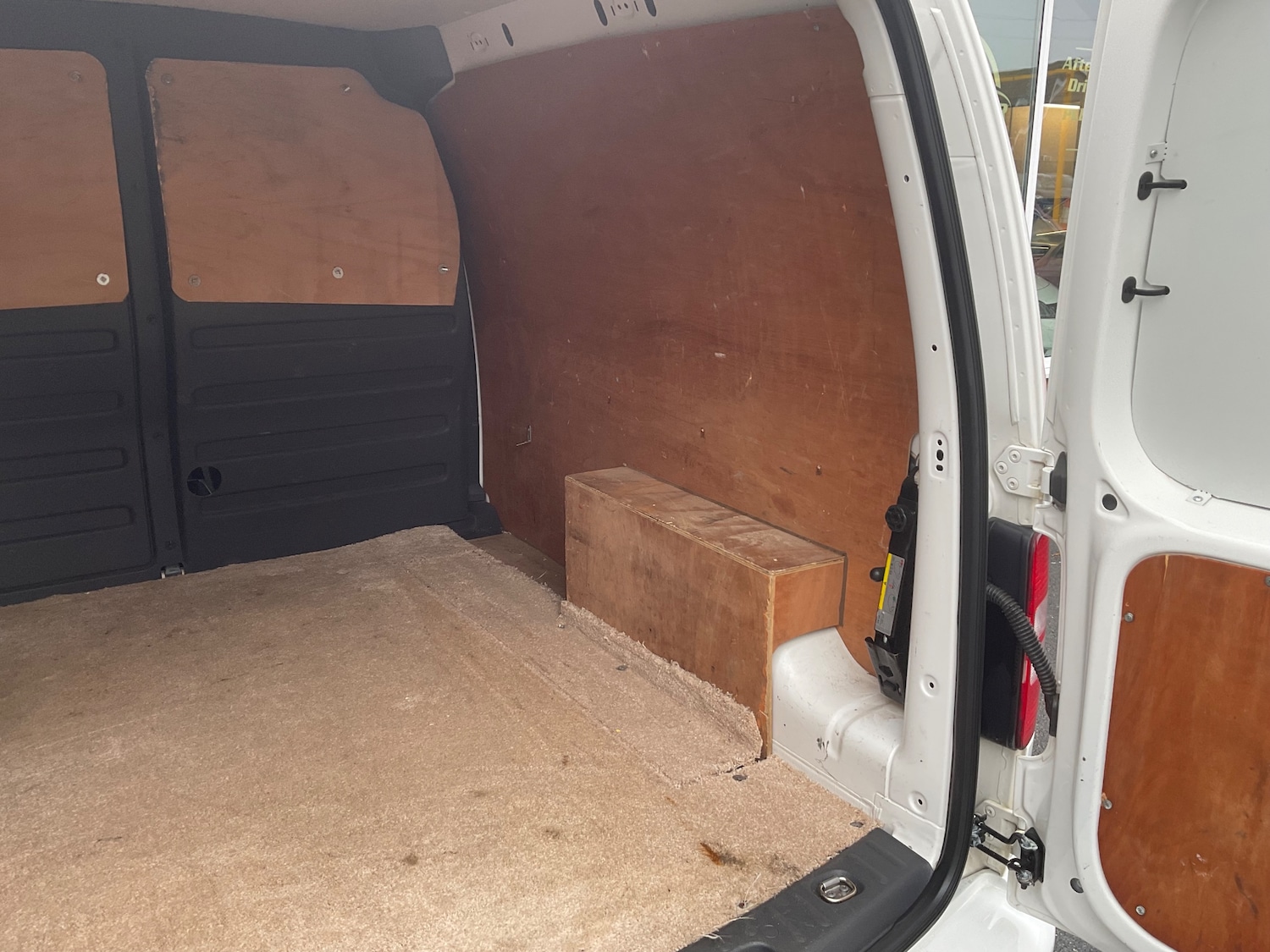 Used Volkswagen Caddy 2014 for sale - 77493776: Photo 18