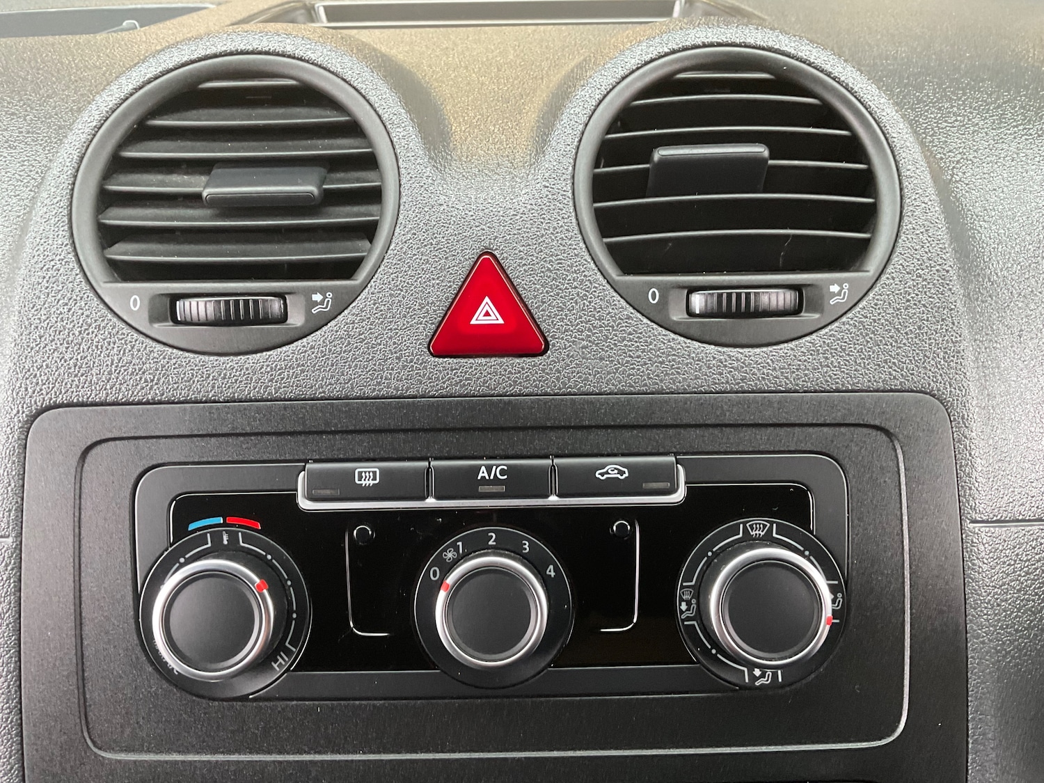 Used Volkswagen Caddy 2014 for sale - 77493776: Photo 30