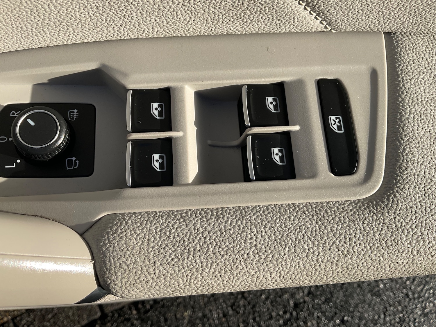 Used Volkswagen Tiguan for sale - 77072131: Photo 52