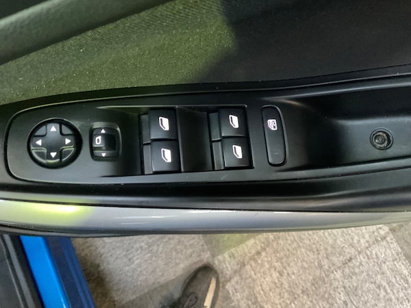 Used Vauxhall Grandland X 2018 for sale - 74735230: Photo 42