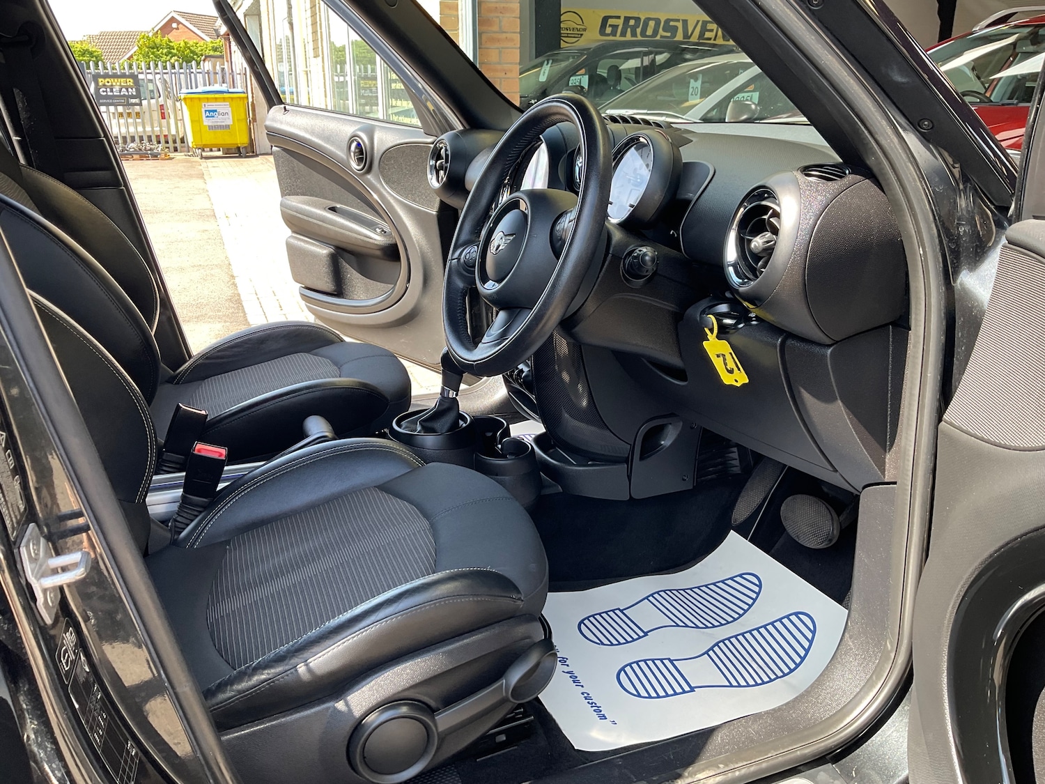 Vehicle 22