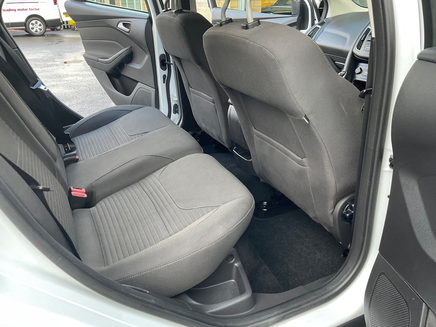 Used Ford Focus for sale - 77220920: Photo 26