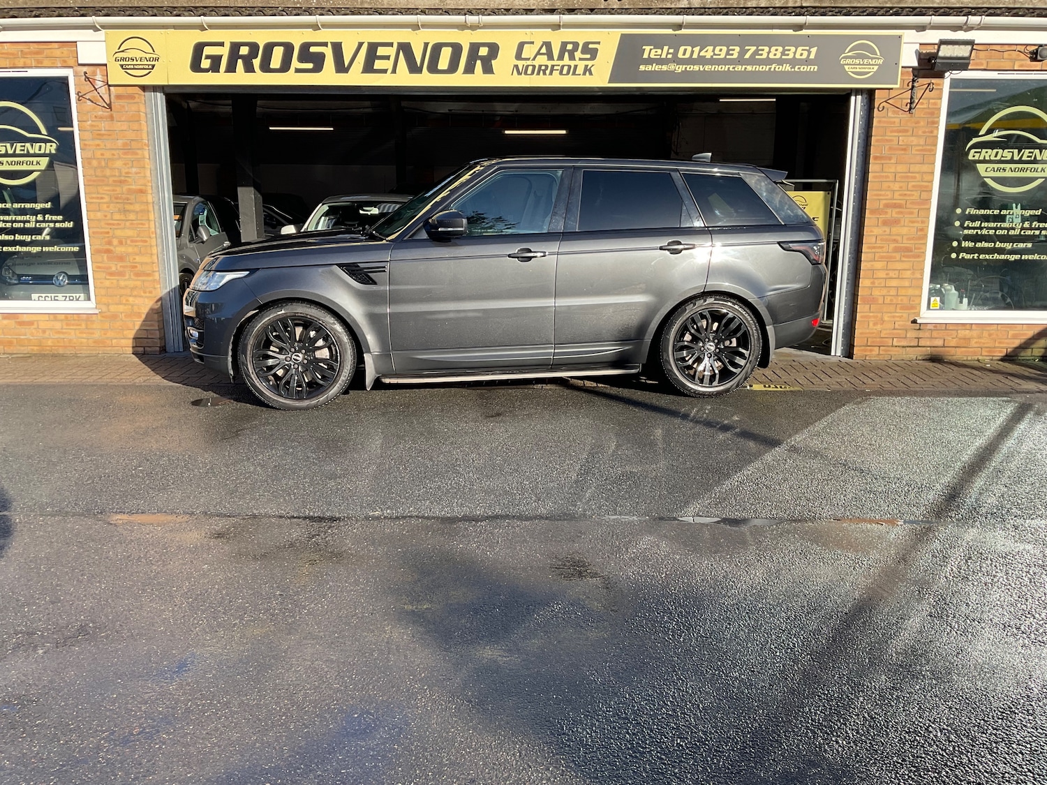 Used Land Rover Range Rover Sport 2017 for sale - 76697854: Photo 3