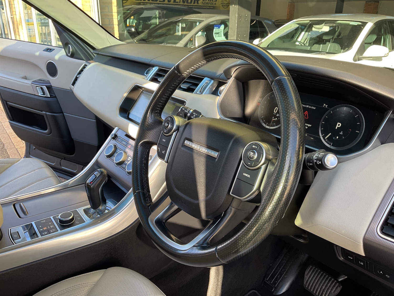 Used Land Rover Range Rover Sport 2017 for sale - 76697854: Photo 54