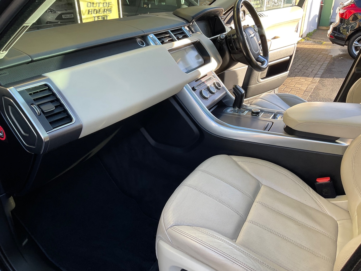 Used Land Rover Range Rover Sport 2017 for sale - 76697854: Photo 62