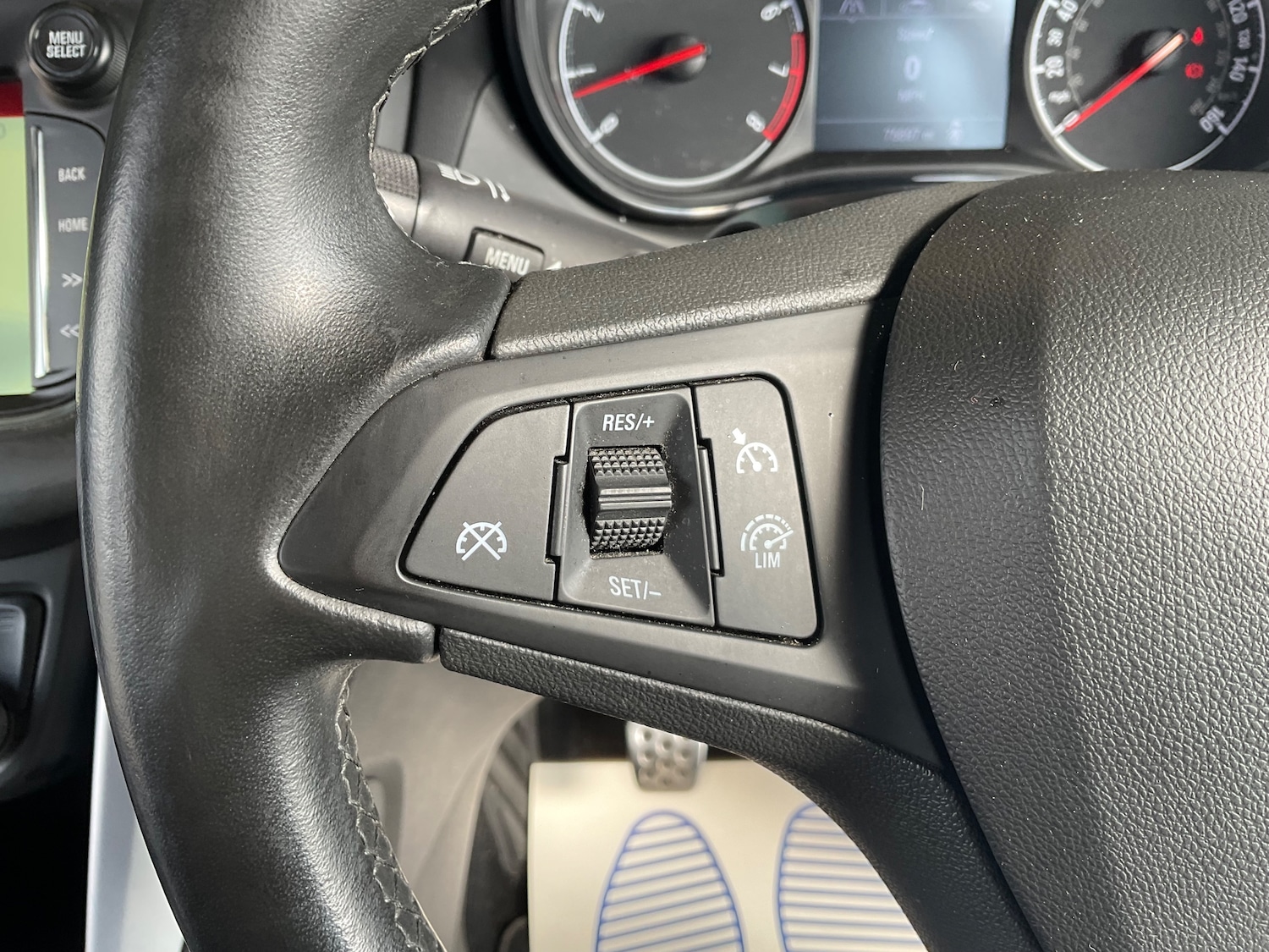 Used Vauxhall Zafira 2017 for sale - 76941411: Photo 40