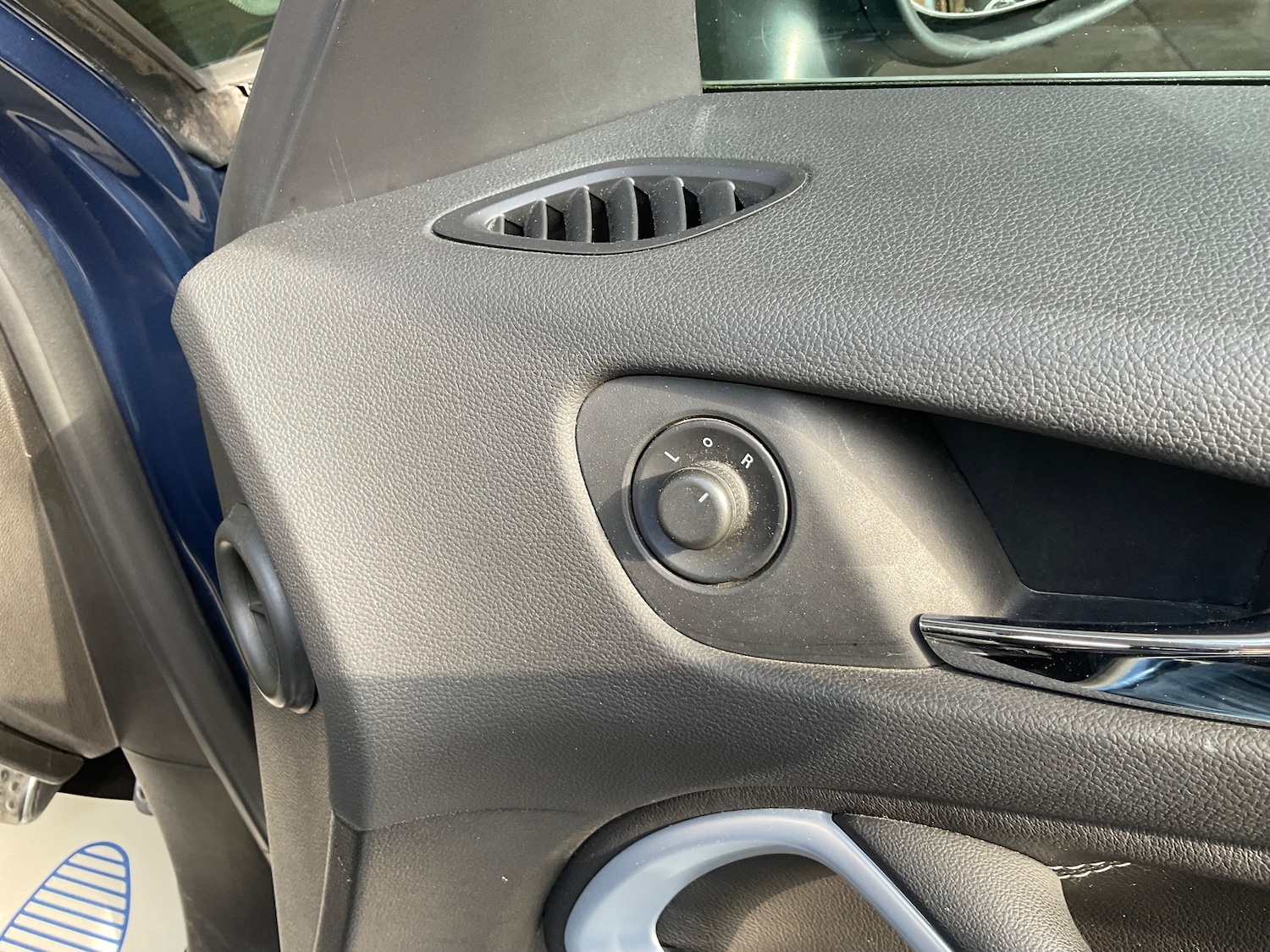 Used Vauxhall Zafira 2017 for sale - 76941411: Photo 45