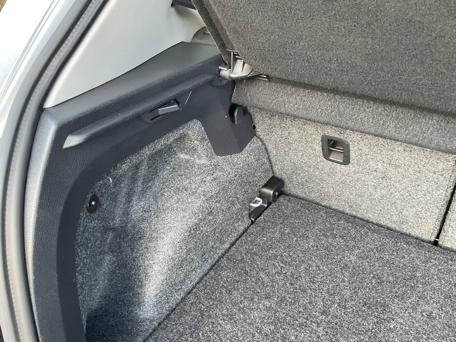 Used Volkswagen Polo 2015 for sale - 77635528: Photo 18