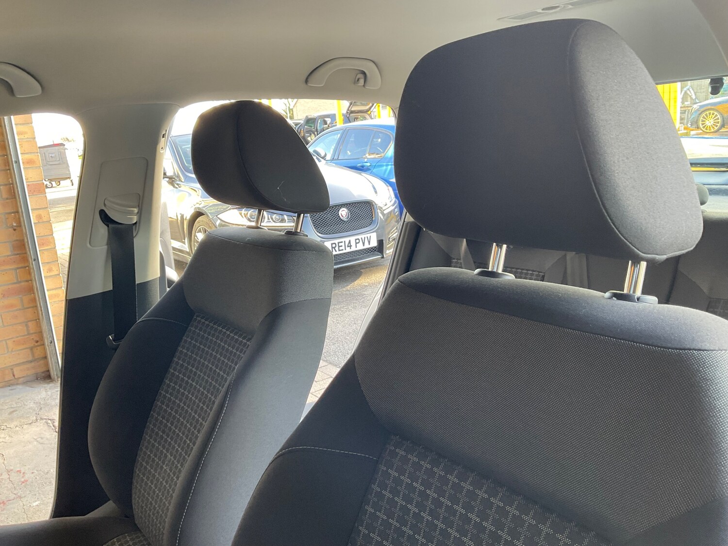 Used Volkswagen Polo 2015 for sale - 77635528: Photo 29