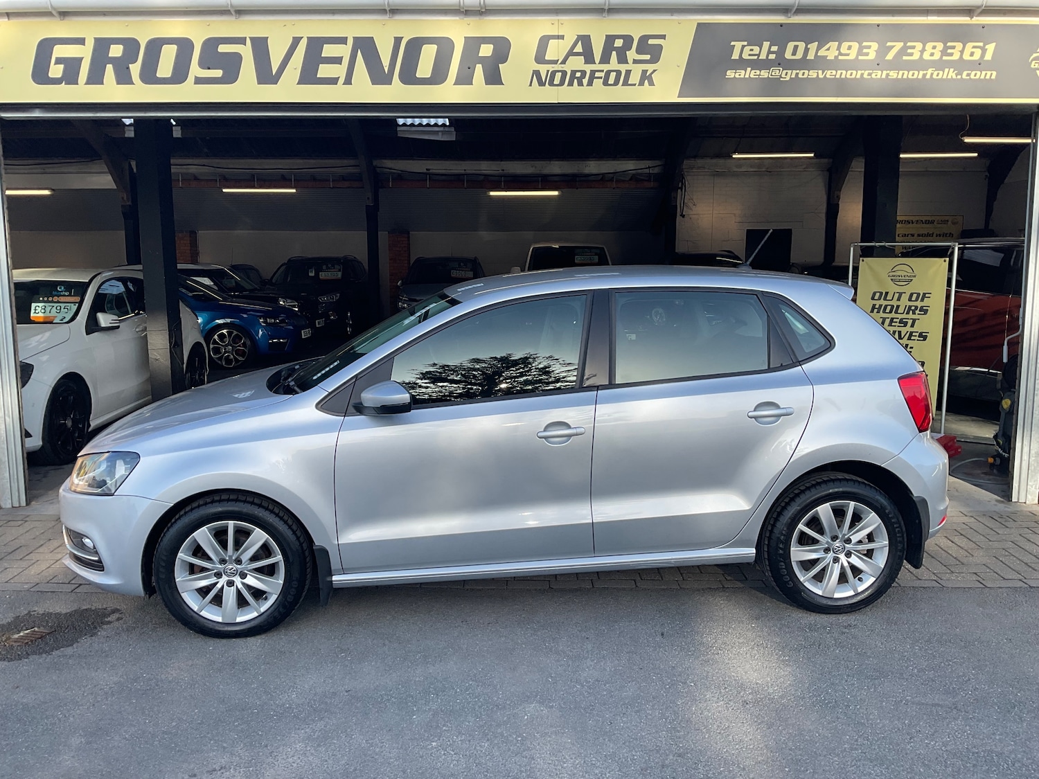 Used Volkswagen Polo 2015 for sale - 77635528: Photo 4