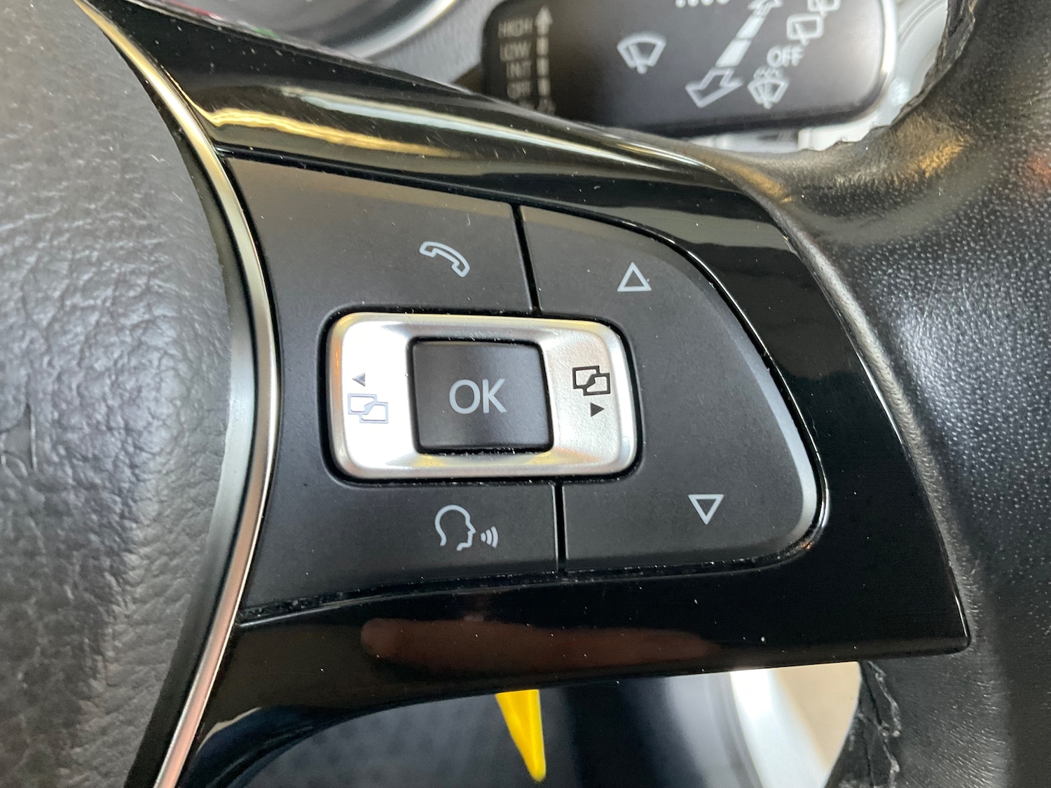 Used Volkswagen Polo 2015 for sale - 77635528: Photo 42