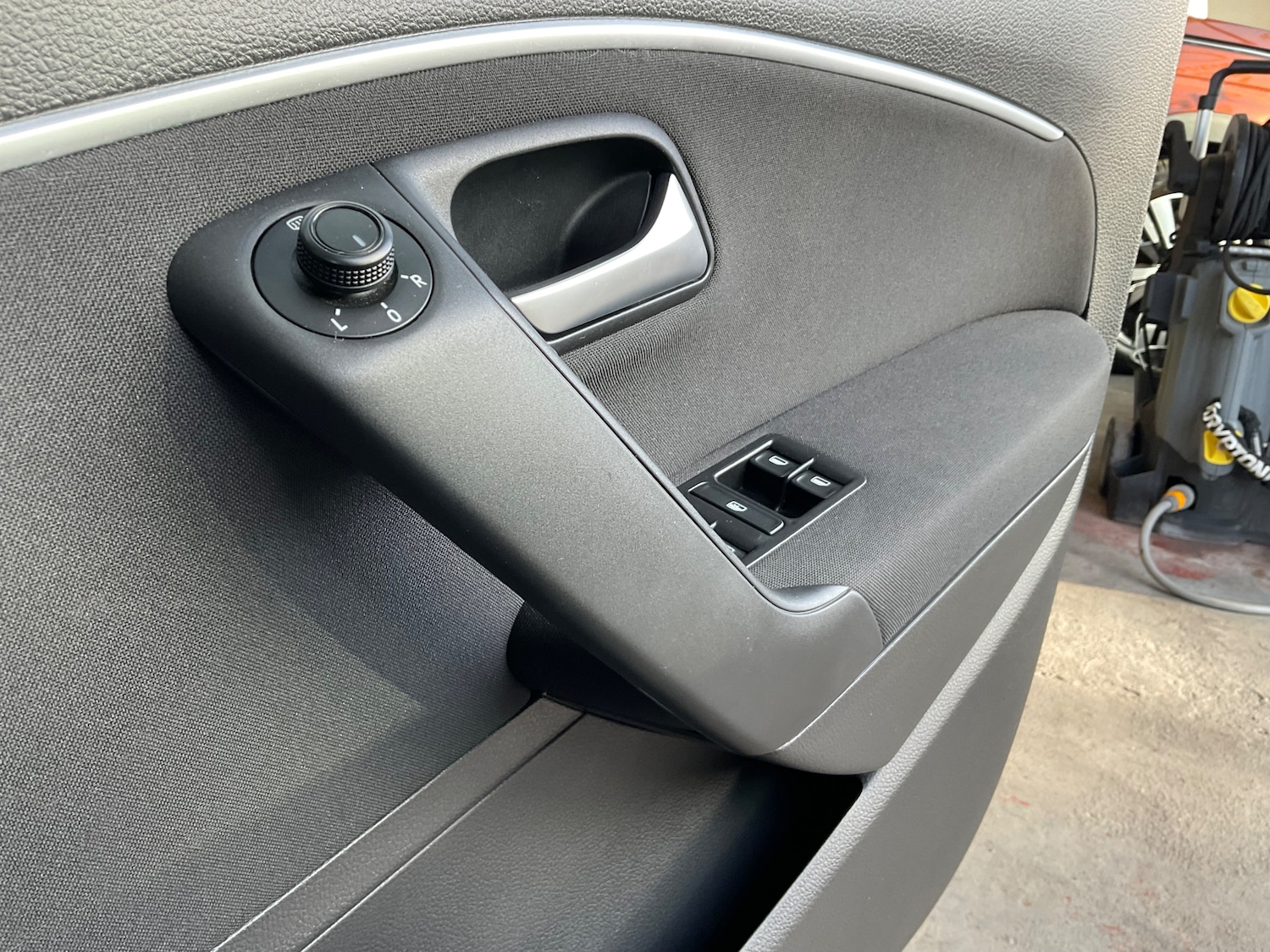 Used Volkswagen Polo 2015 for sale - 77635528: Photo 44