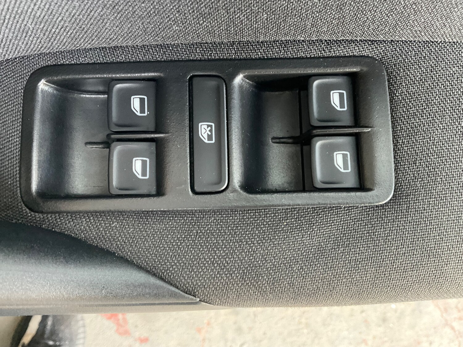 Used Volkswagen Polo 2015 for sale - 77635528: Photo 45