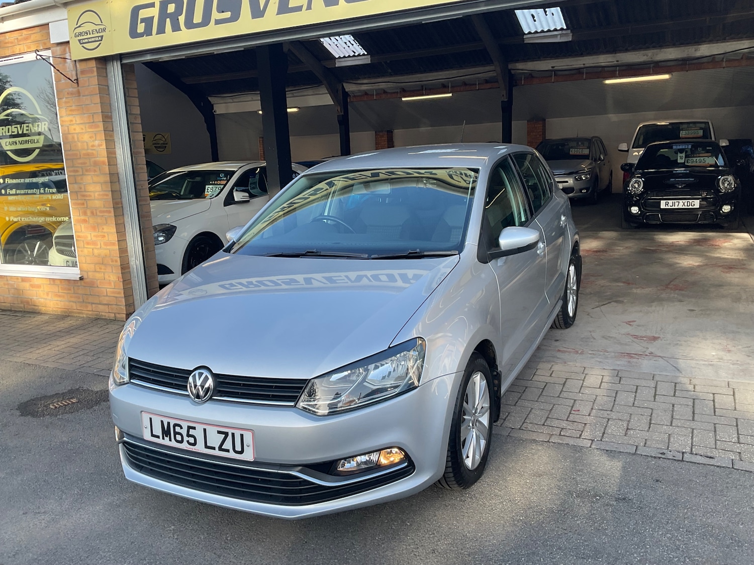Used Volkswagen Polo 2015 for sale - 77635528: Photo 8