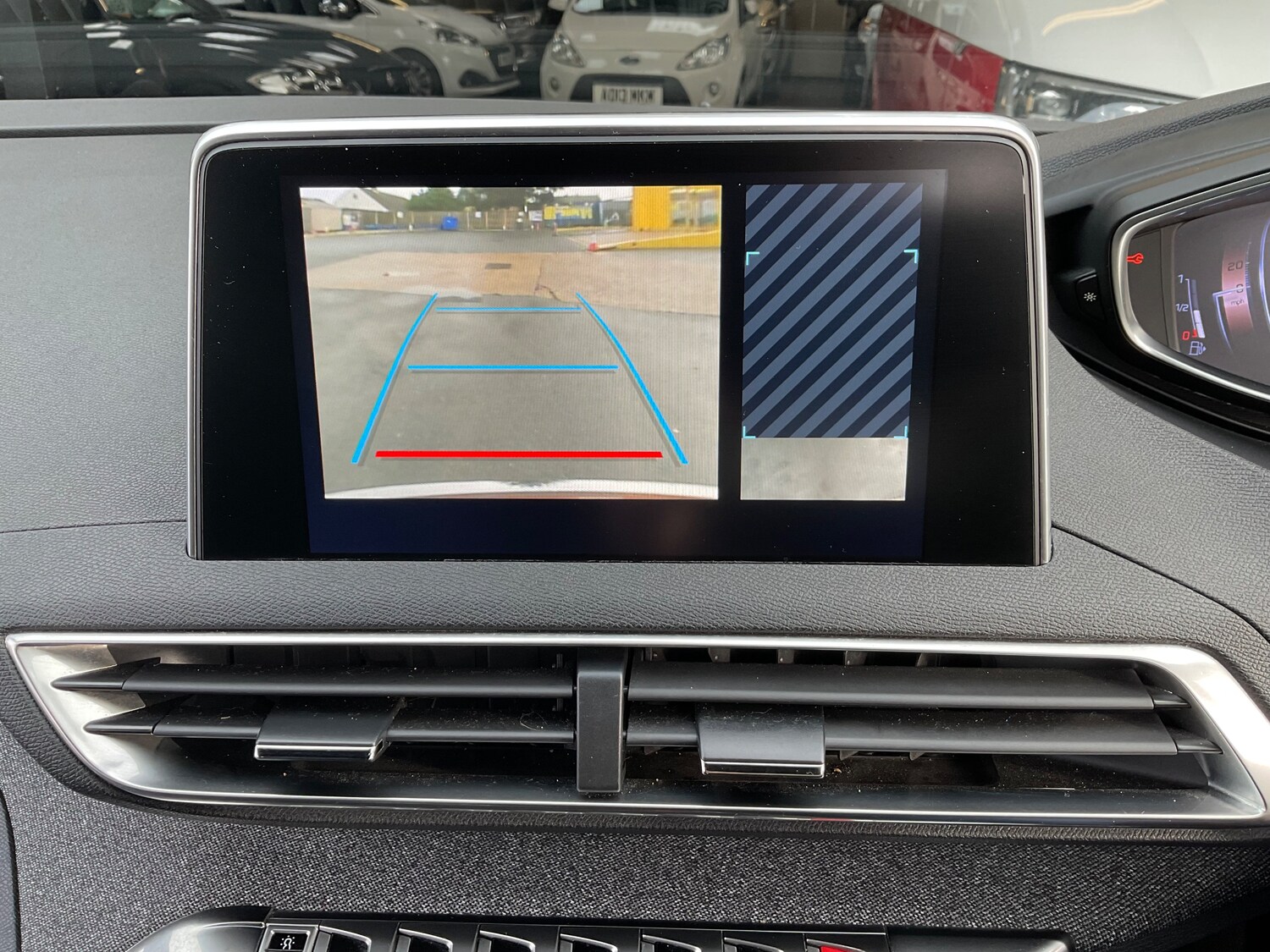 Used Peugeot 3008 2019 for sale - 77327290: Photo 40