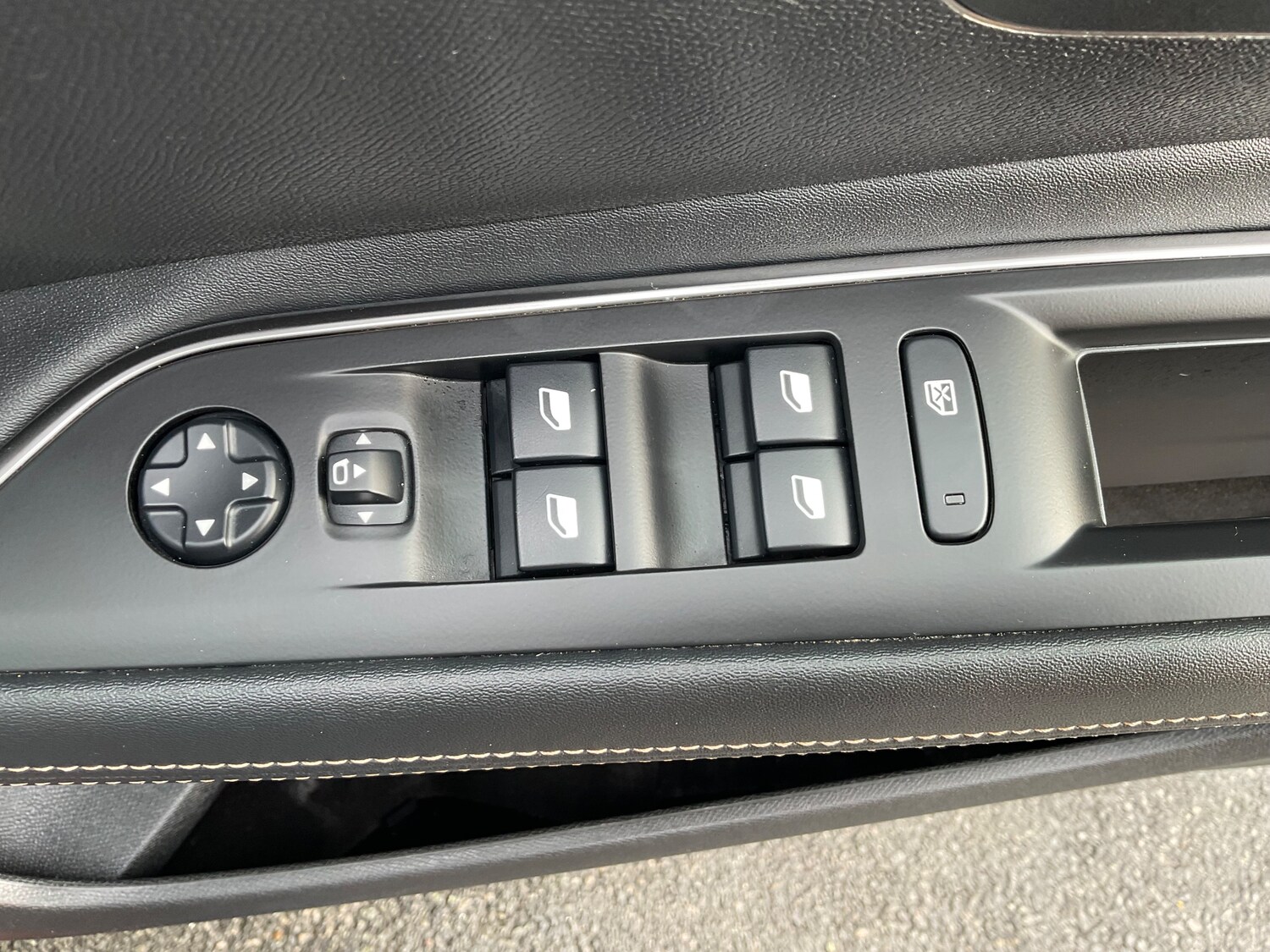 Used Peugeot 3008 2019 for sale - 77327290: Photo 46