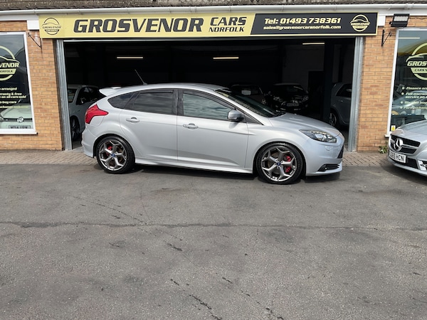 Used Ford Focus 2014 for sale - 75048692: Photo 1