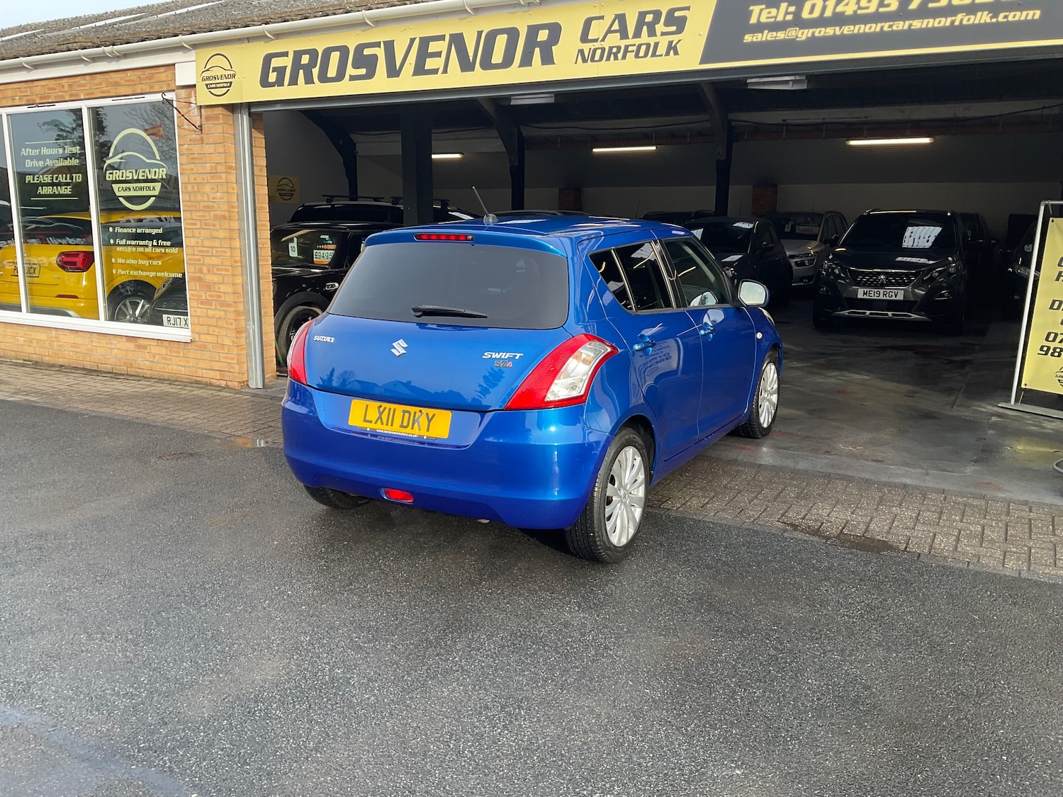 Used Suzuki Swift 2011 for sale - 77080115: Photo 13