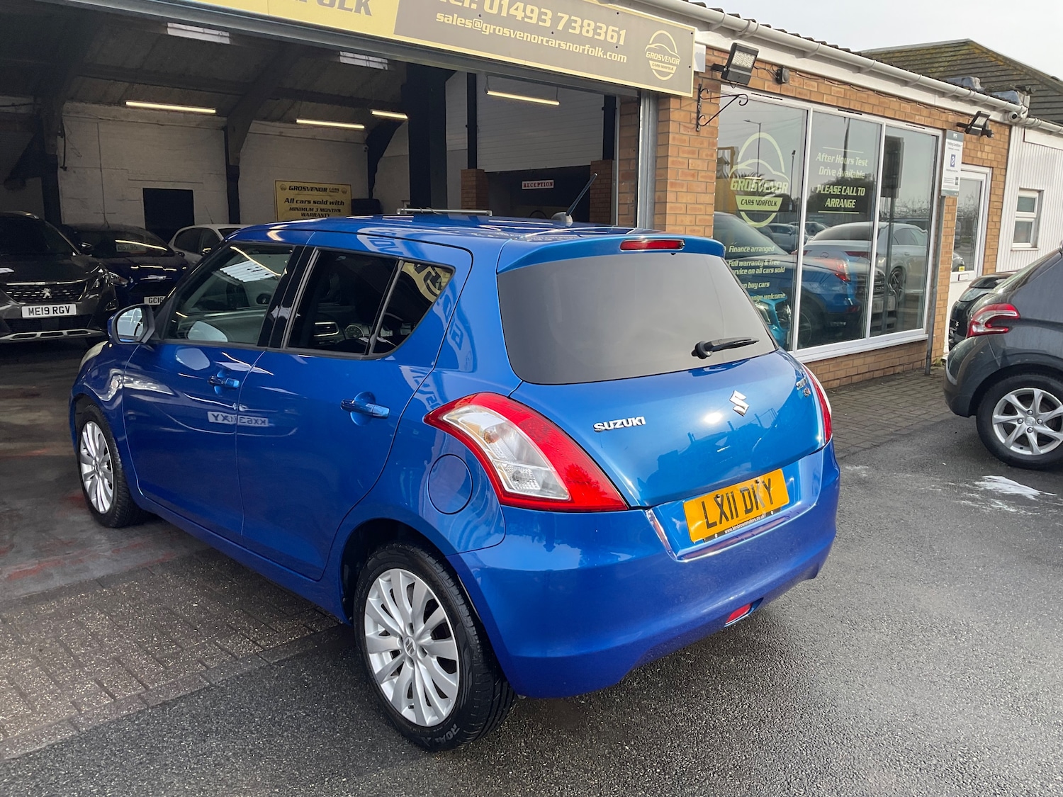 Used Suzuki Swift 2011 for sale - 77080115: Photo 16