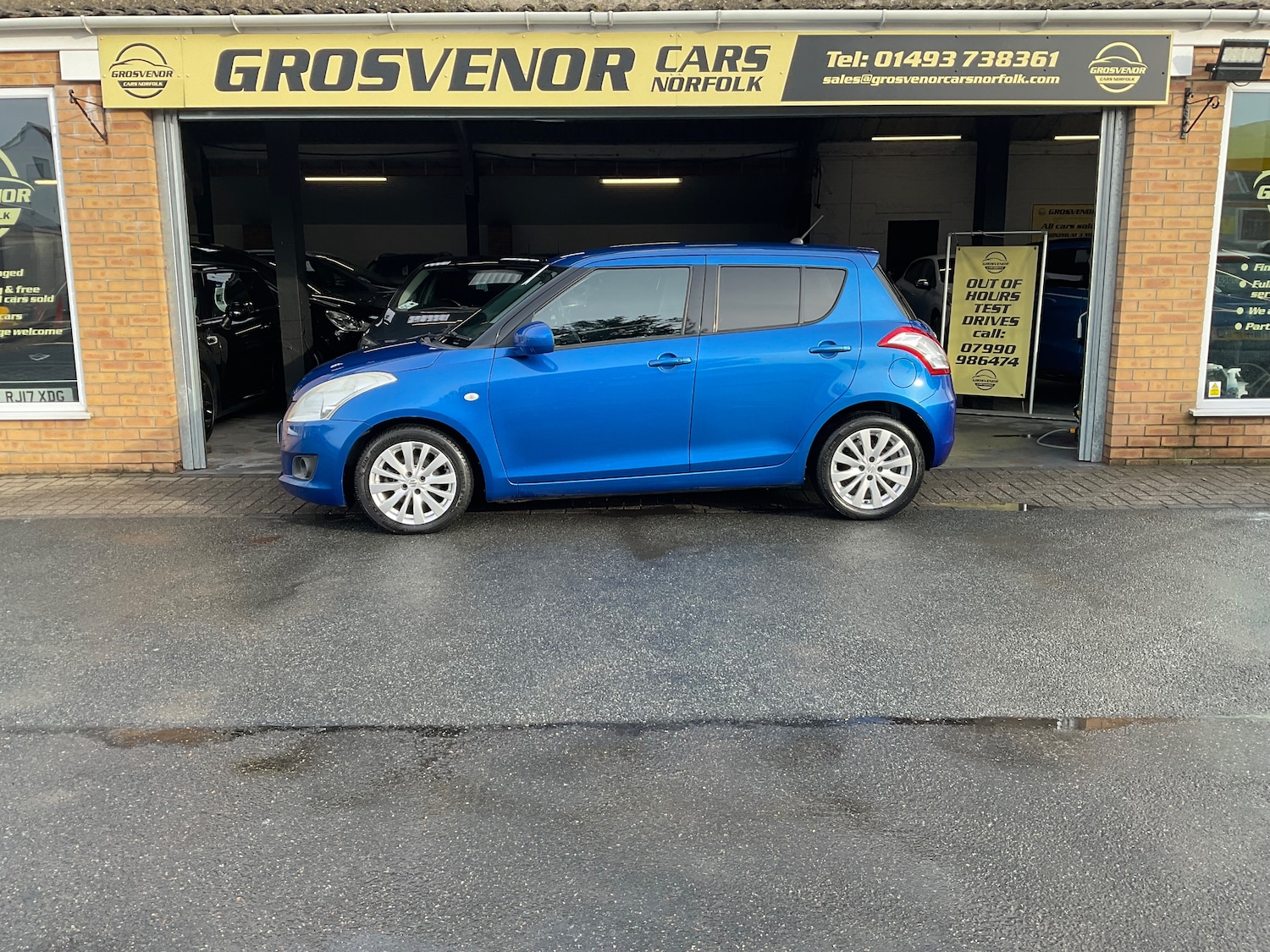 Used Suzuki Swift 2011 for sale - 77080115: Photo 3