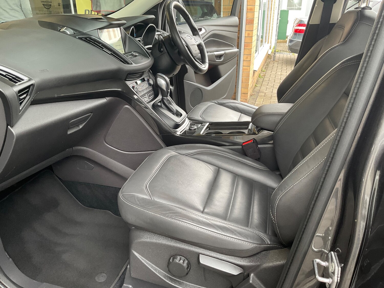 Used Ford Kuga 2018 for sale - 76273801: Photo 28