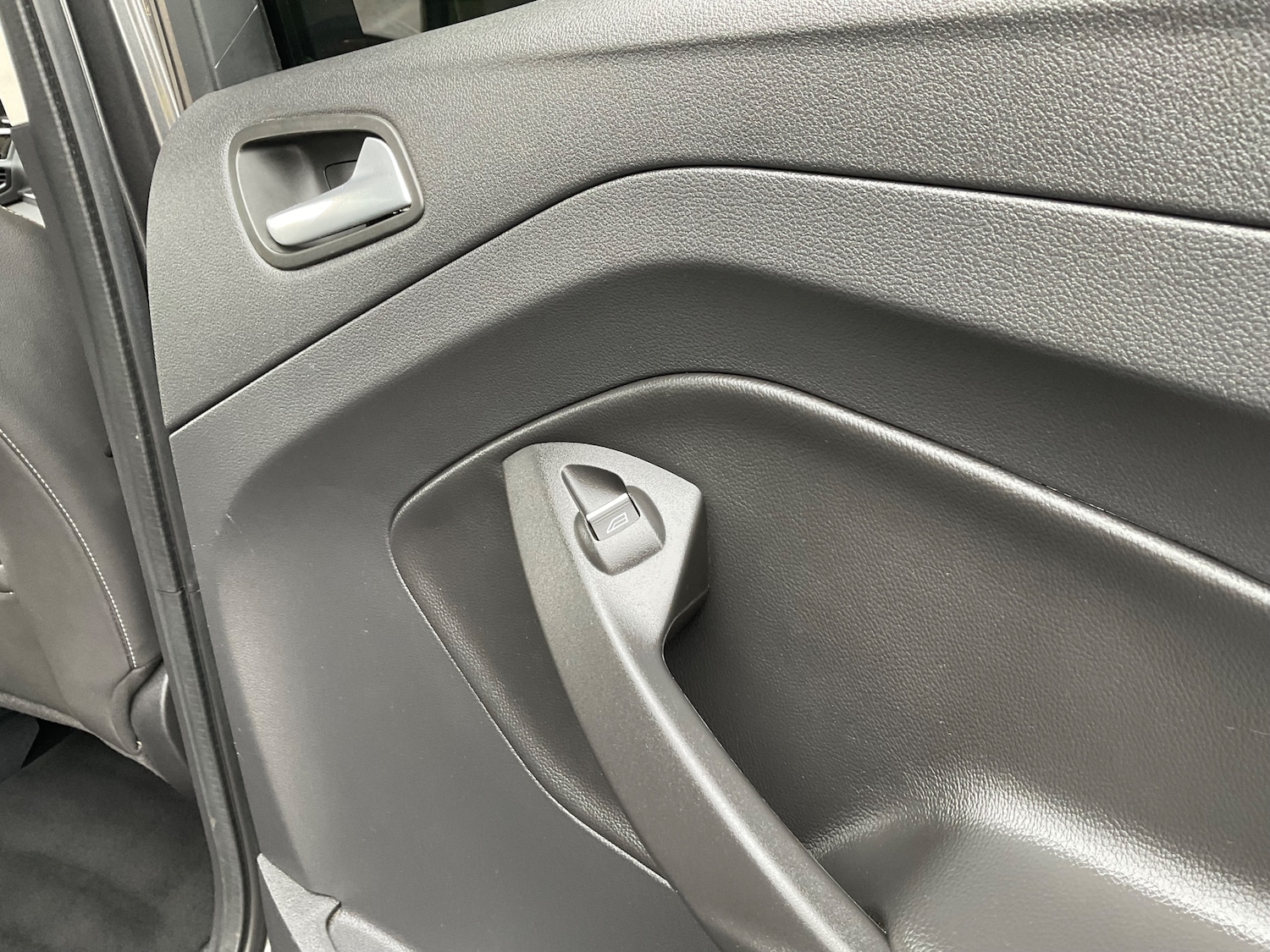 Used Ford Kuga 2018 for sale - 76273801: Photo 49