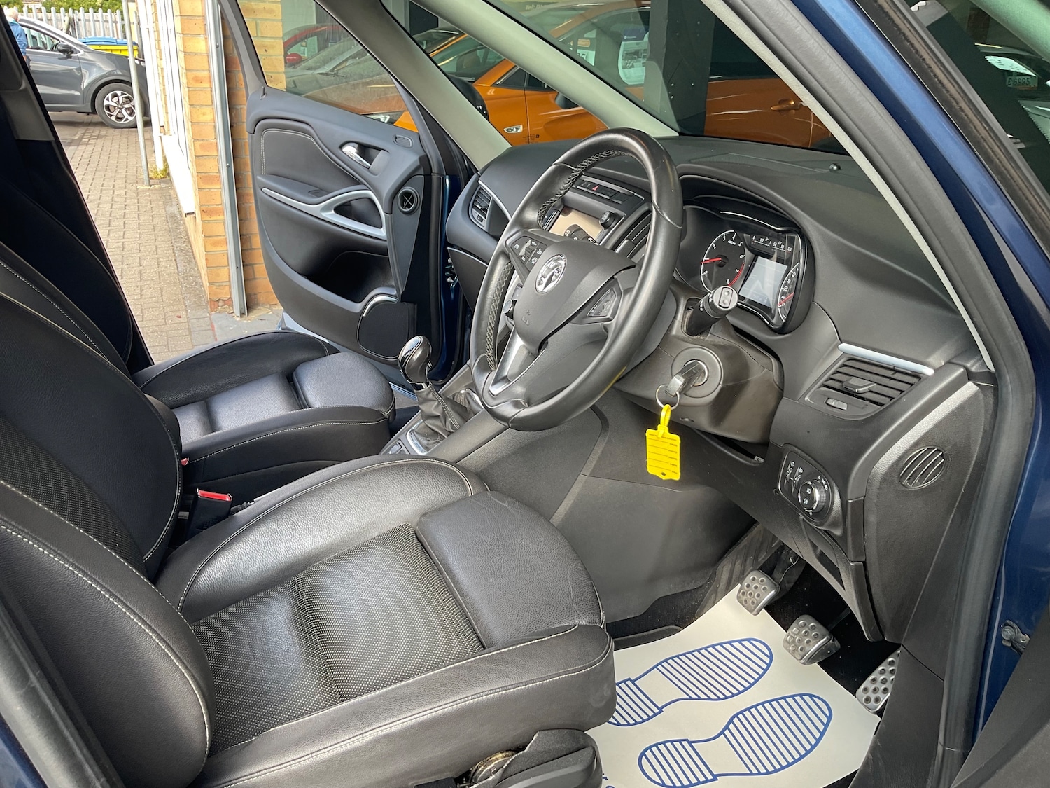 Used Vauxhall Zafira Tourer 2017 for sale - 76090060: Photo 22