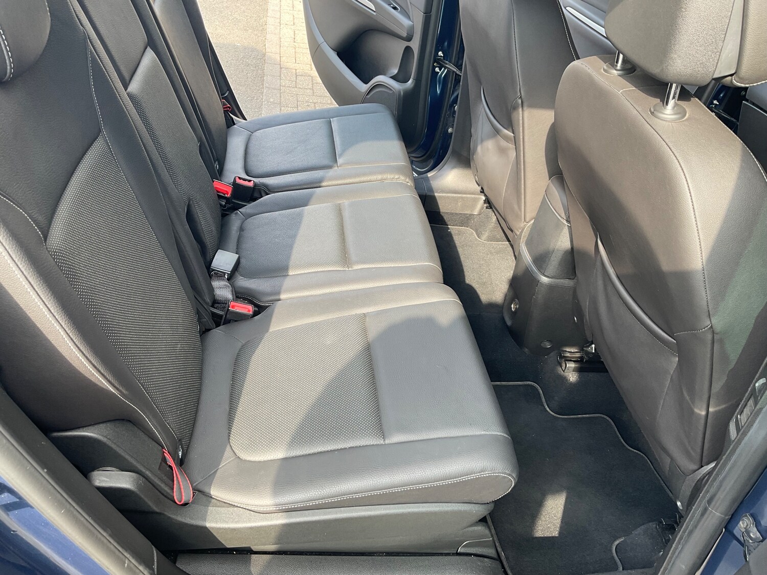 Used Vauxhall Zafira Tourer 2017 for sale - 76090060: Photo 25