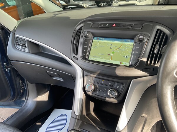Used Vauxhall Zafira Tourer 2017 for sale - 76090060: Photo 46
