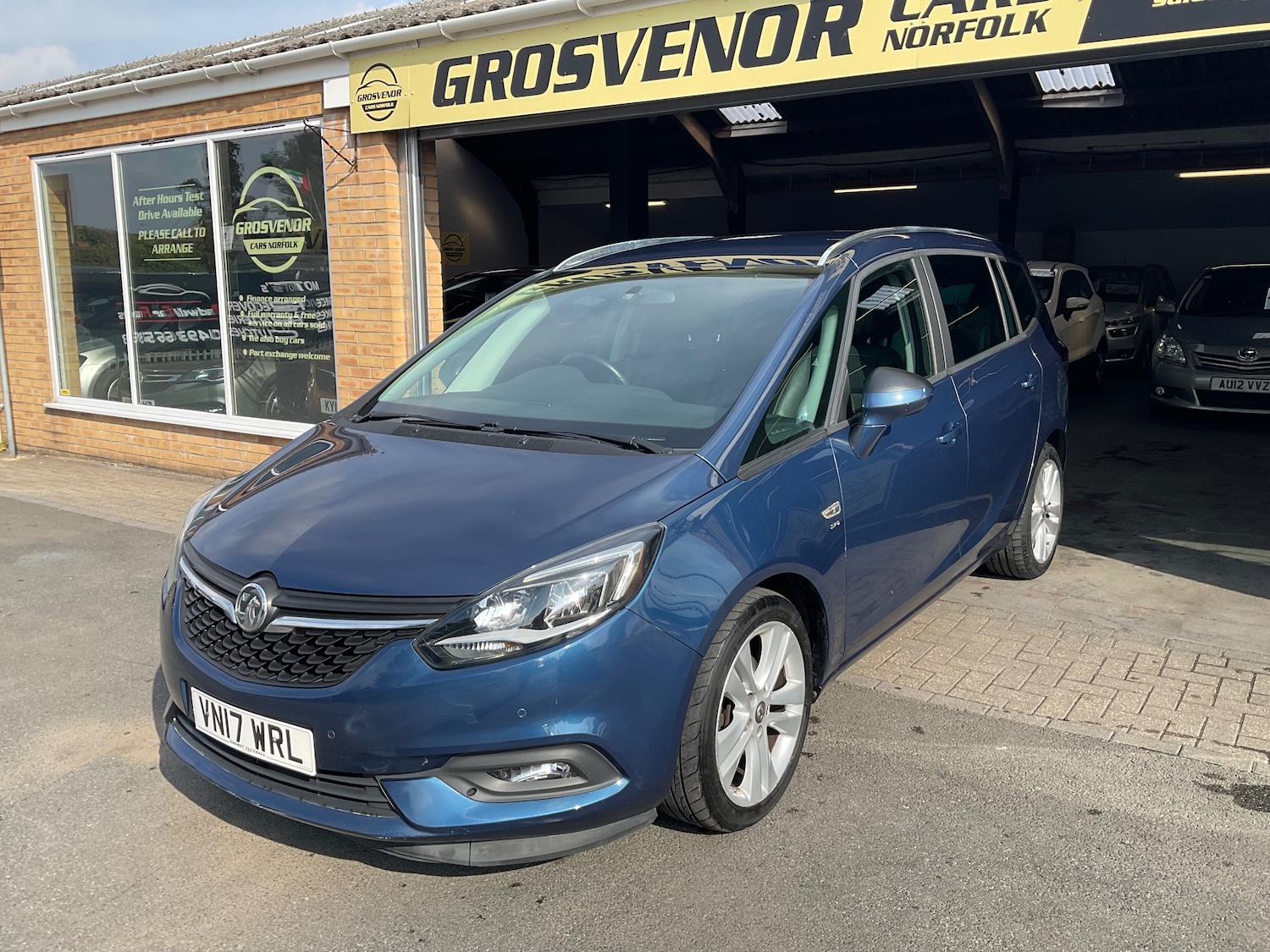 Used Vauxhall Zafira Tourer 2017 for sale - 76090060: Photo 8