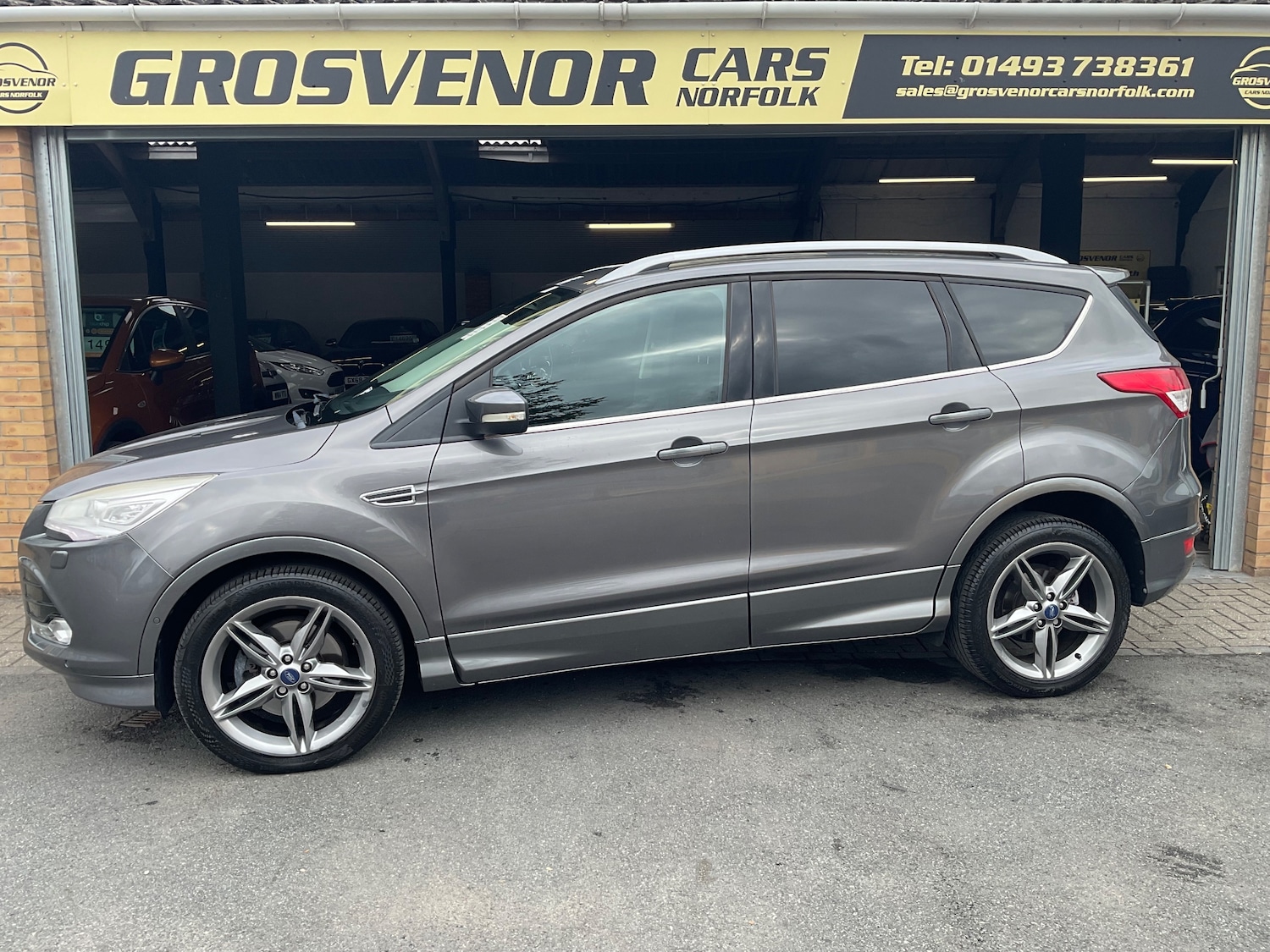 Used Ford Kuga 2014 for sale - 76070094: Photo 4