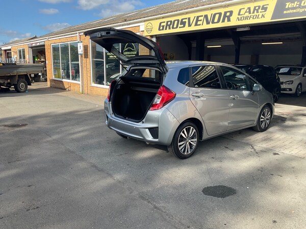 Used Honda Jazz 2015 for sale - 76023876: Photo 17