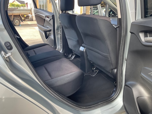 Used Honda Jazz 2015 for sale - 76023876: Photo 24