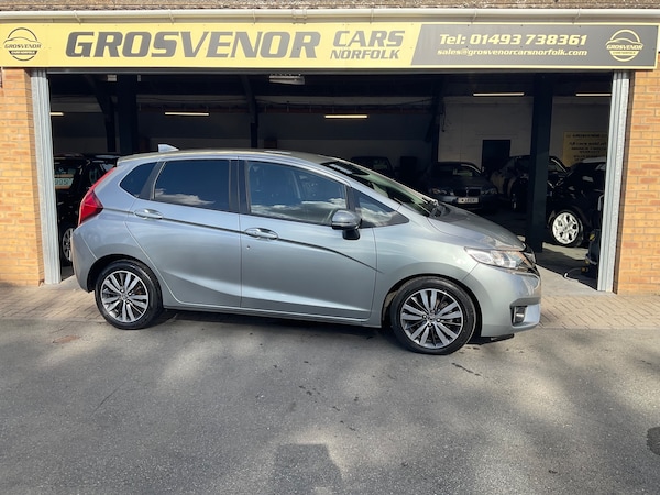 Used Honda Jazz 2015 for sale - 76023876: Photo 2