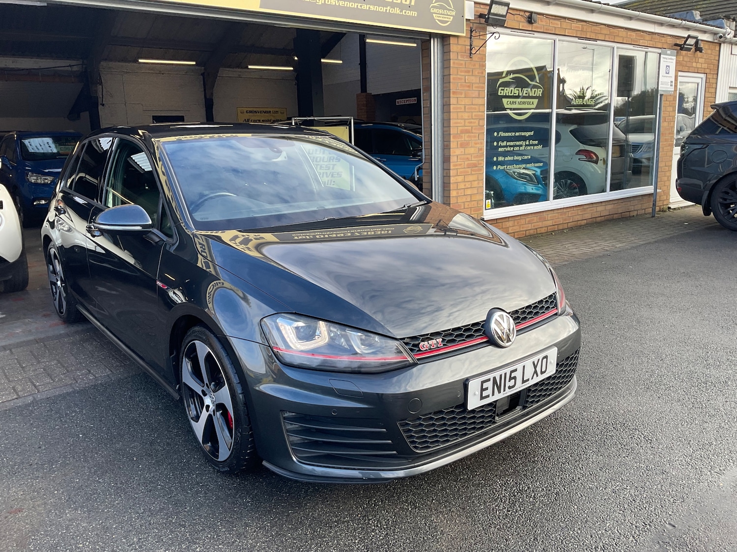 Used Volkswagen Golf 2015 for sale - 77220925: Photo 10