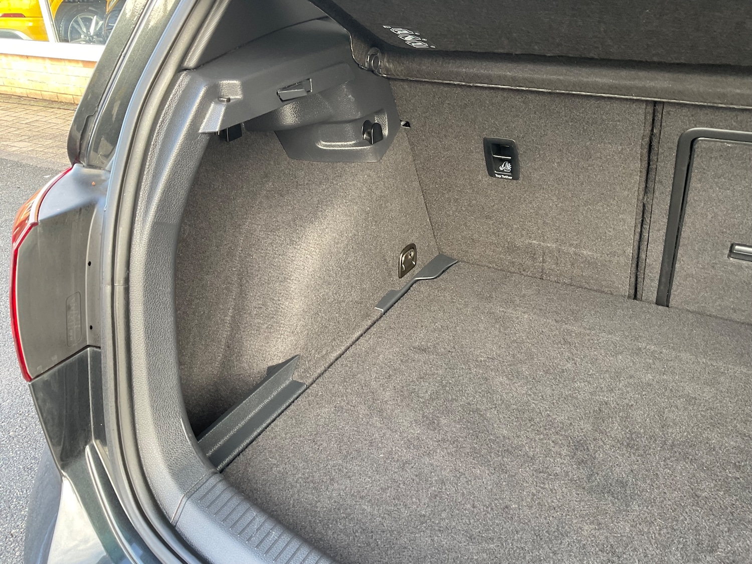 Used Volkswagen Golf 2015 for sale - 77220925: Photo 21