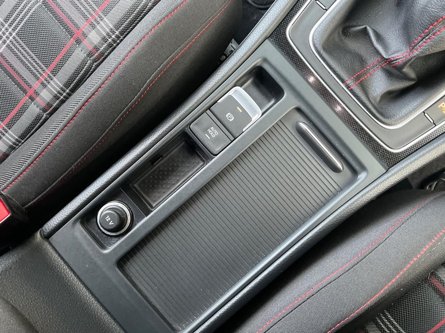 Used Volkswagen Golf 2015 for sale - 77220925: Photo 44