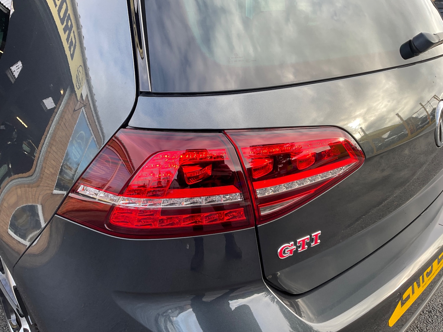 Used Volkswagen Golf 2015 for sale - 77220925: Photo 63