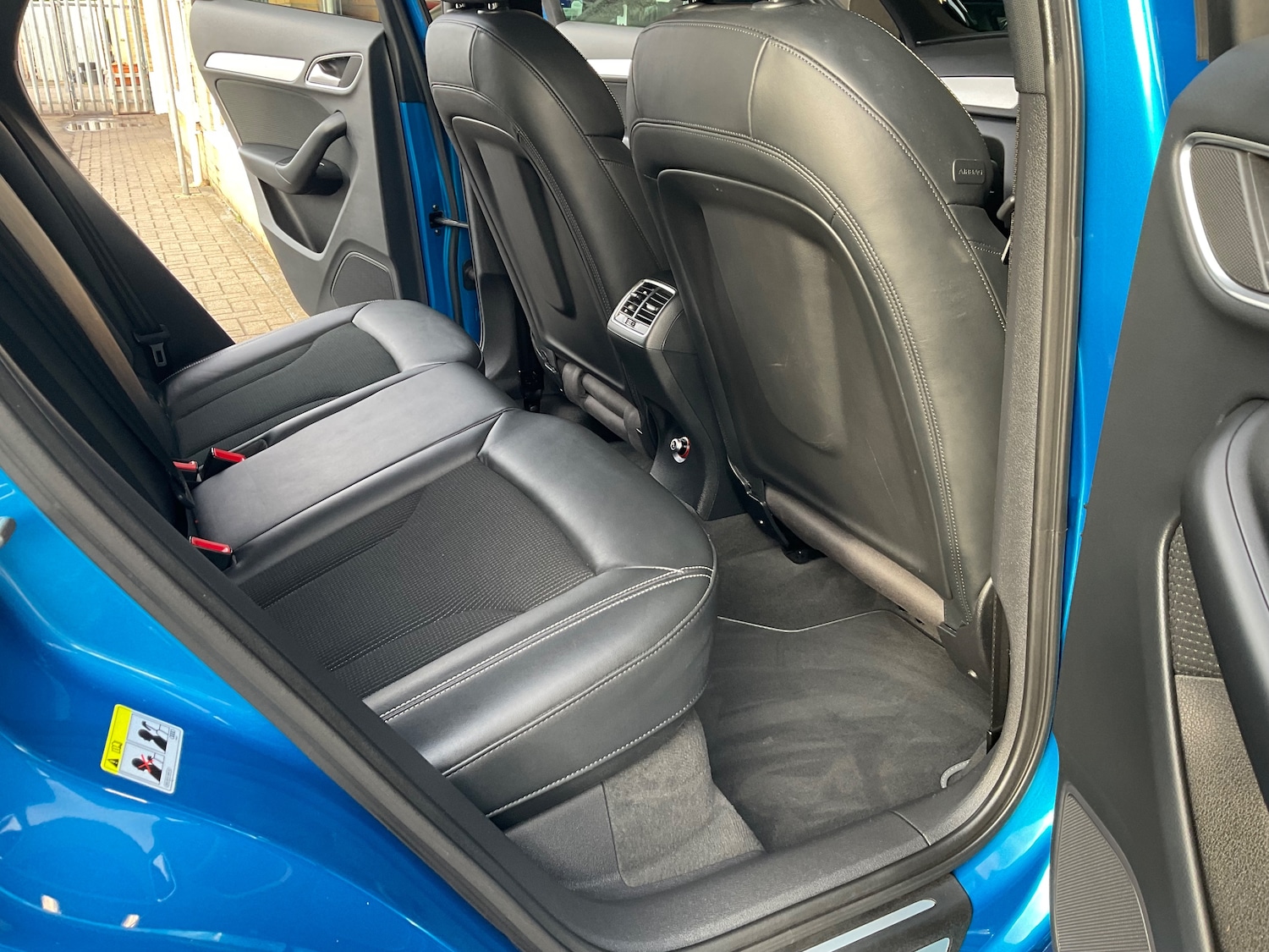 Used Audi Q3 2017 for sale - 77080104: Photo 27