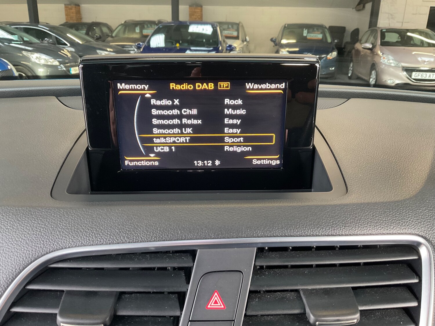 Used Audi Q3 2017 for sale - 77080104: Photo 36